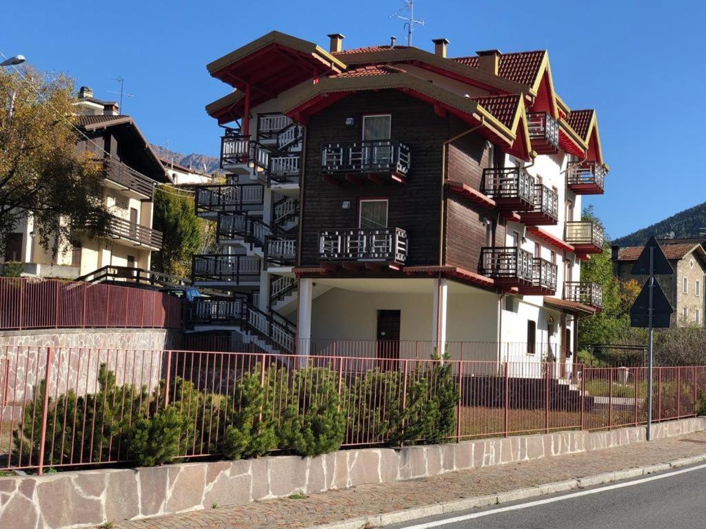 Alpin Star Temù Exterior foto